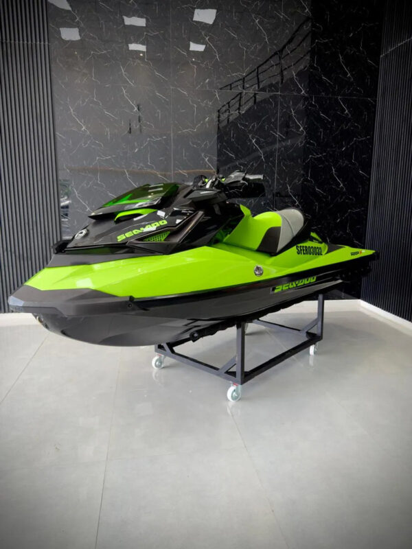 D_NQ_NP_629456-MLA110795360870_052026-F.jpg Moto De Agua Sea-doo Rxp-x Rs 300 2019