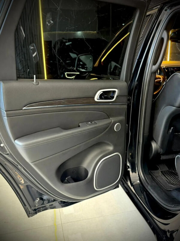 D_NQ_NP_639324-MLA111535153423_052026-F.jpg JEEP GRAND CHEROKEE OVERLAND