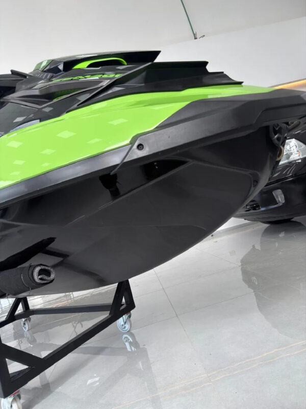 D_NQ_NP_670913-MLA111756722549_052026-F.jpg Moto De Agua Sea-doo Rxp-x Rs 300 2019