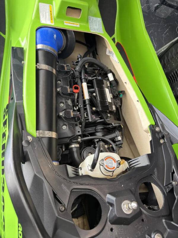 D_NQ_NP_737250-MLA111755269261_052026-F.jpg Moto De Agua Sea-doo Rxp-x Rs 300 2019