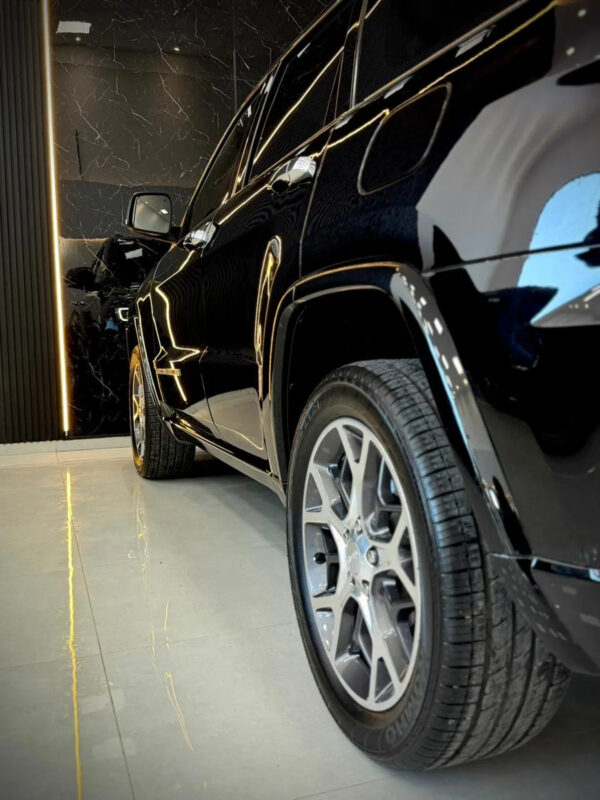D_NQ_NP_754563-MLA110590934994_052026-F.jpg JEEP GRAND CHEROKEE OVERLAND