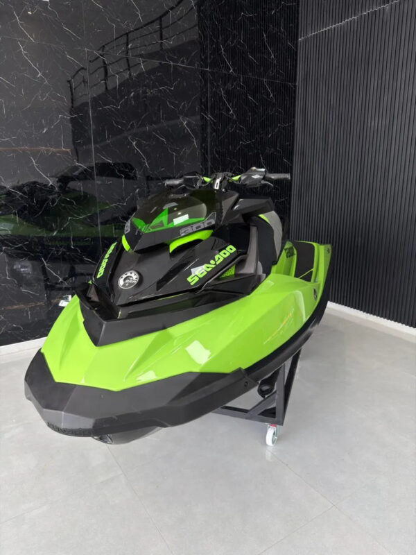 D_NQ_NP_785598-MLA111756782221_052026-F.jpg Moto De Agua Sea-doo Rxp-x Rs 300 2019