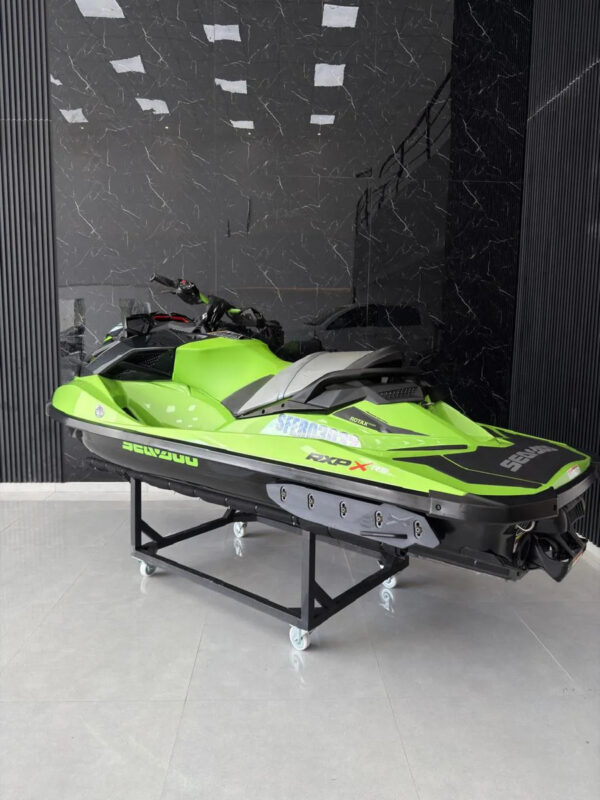 D_NQ_NP_798545-MLA111756752165_052026-F.jpg Moto De Agua Sea-doo Rxp-x Rs 300 2019