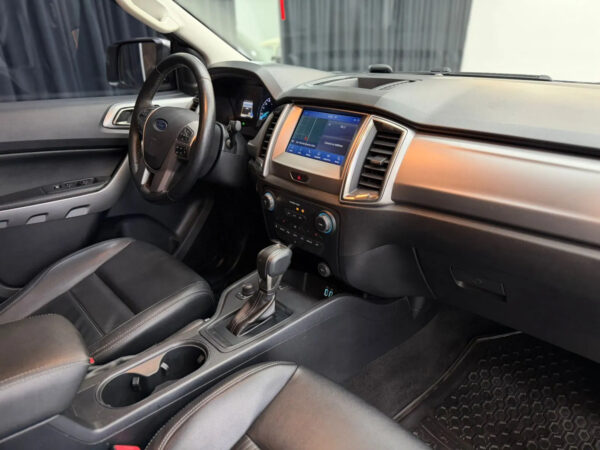 D_NQ_NP_803630-MLA111119303958_052026-F.jpg FORD RANGER DC 4X4 LTD AT 3.2L D
