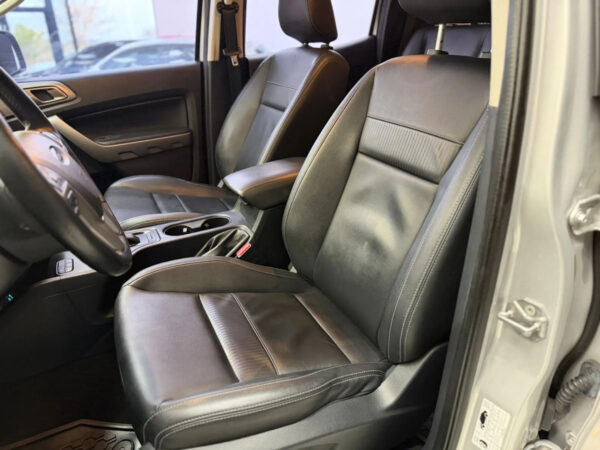 D_NQ_NP_918897-MLA112110804691_052026-F.jpg FORD RANGER DC 4X4 LTD AT 3.2L D