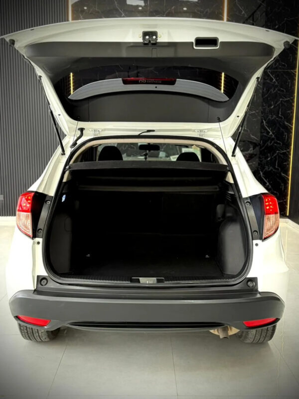 D_NQ_NP_992431-MLA111700960011_052026-F.jpg Honda Hr-v 1.8 Lx 2wd Cvt