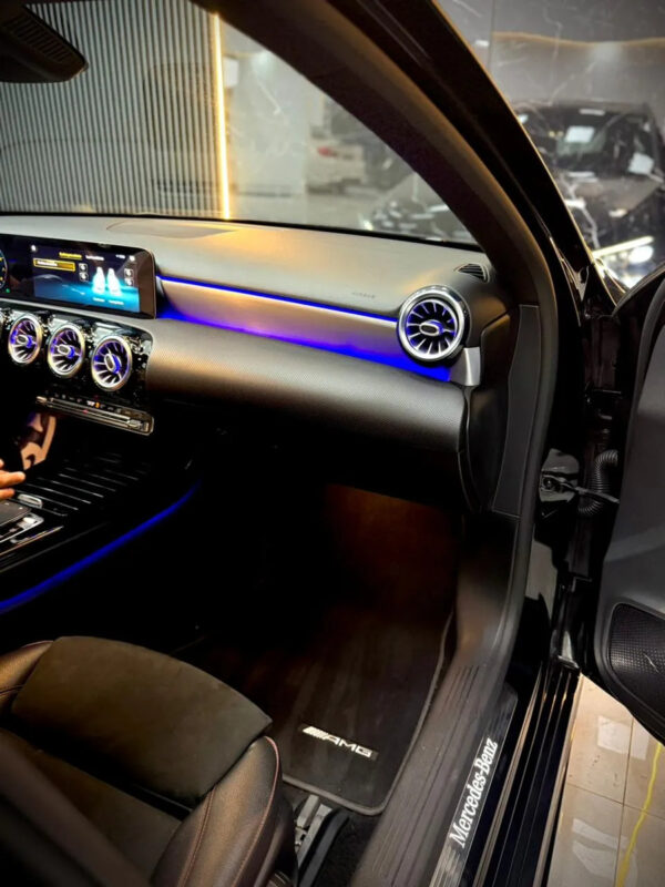 D_NQ_NP_790574-MLA112638303979_062026-F.jpg Mercedes-benz Clase A 2.0 A250 Amg-line 224cv Hatch