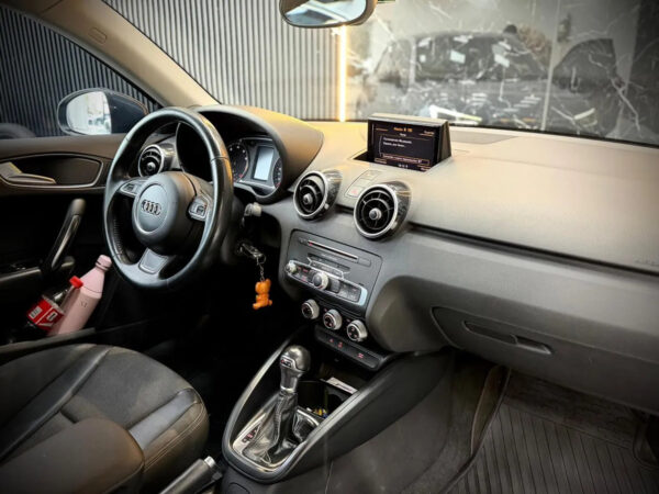 D_NQ_NP_808307-MLA112638260085_062026-F.jpg Audi A1 1.4 Tfsi 125cv