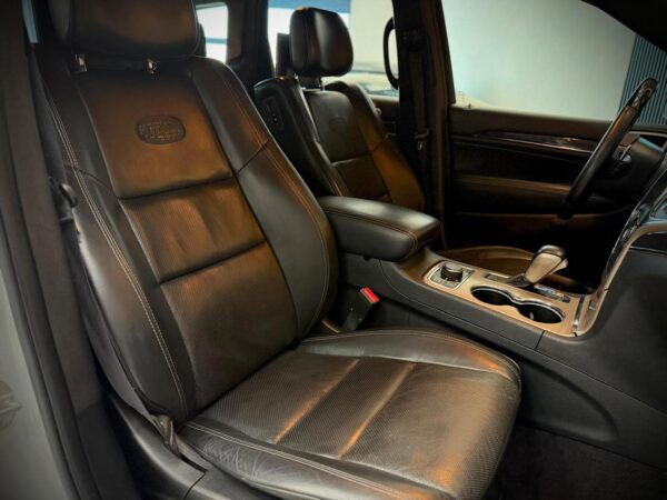 13 JEEP GRAND CHEROKEE OVERLAND