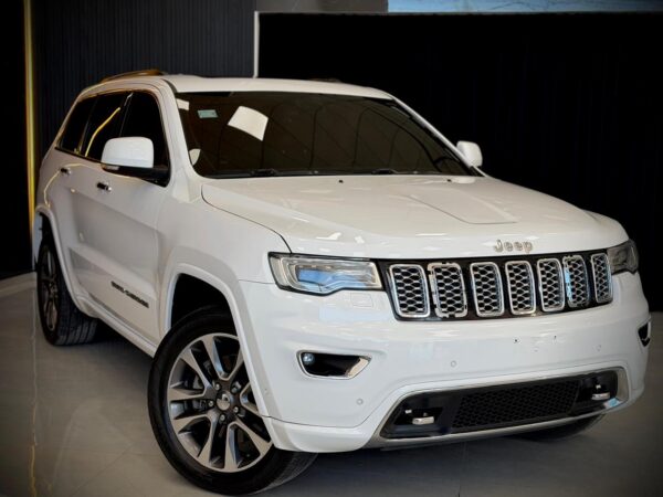 3 JEEP GRAND CHEROKEE OVERLAND