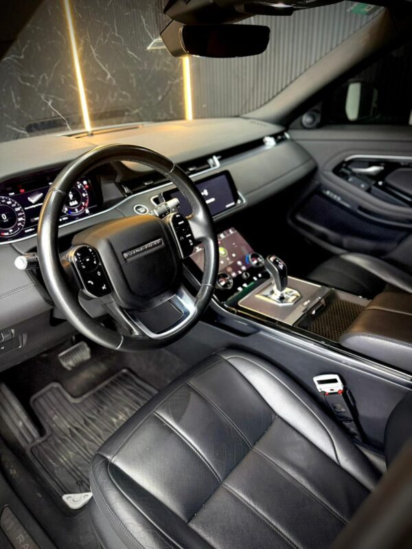 8 LAND ROVER RANGE ROVER EVOQUE