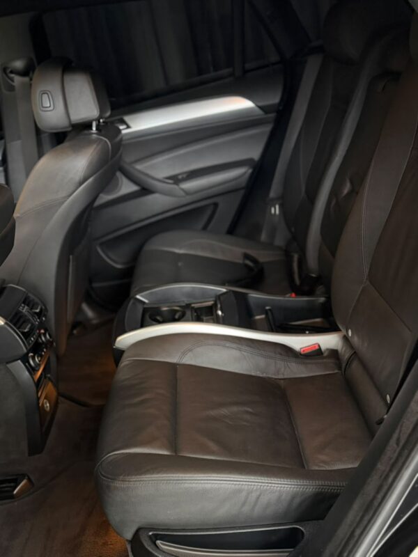 WhatsApp Image 2026-09-11 at 1.41.52 PM BMW X6 4.4i