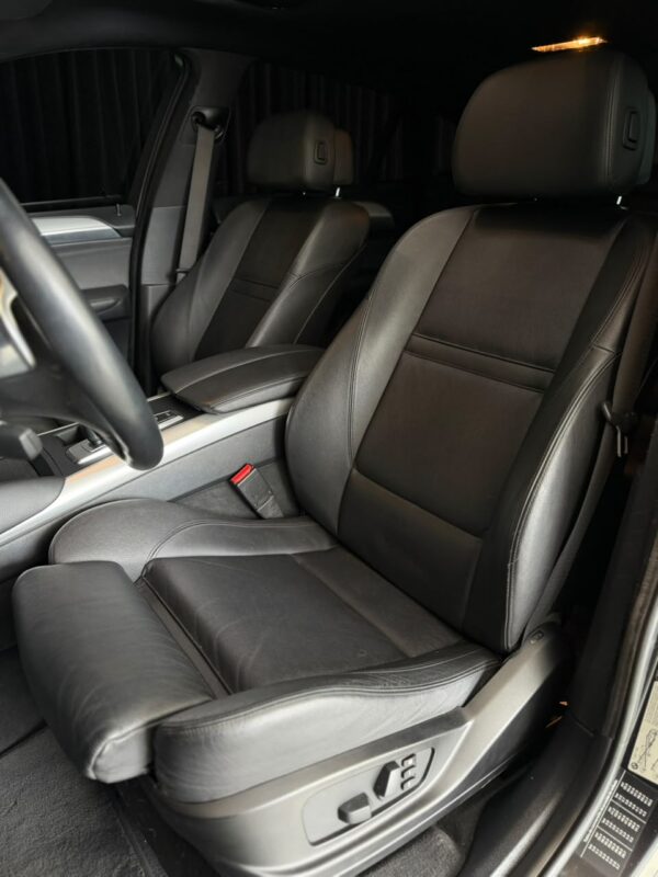 WhatsApp Image 2026-09-11 at 2.35.32 PM BMW 320i