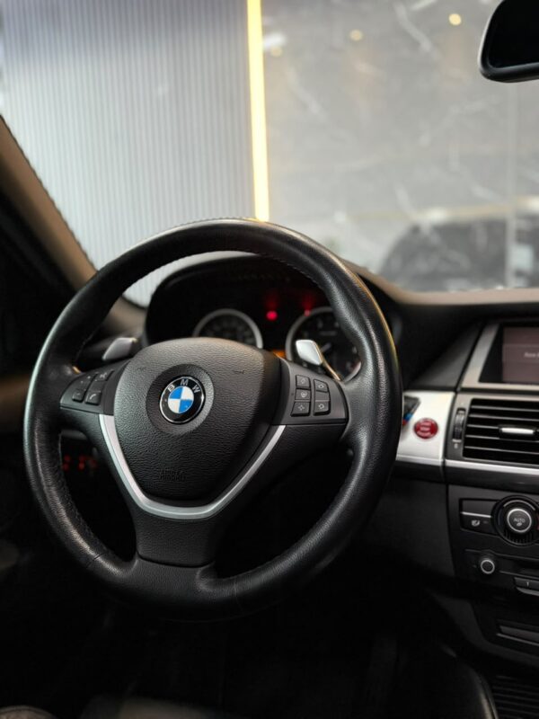 WhatsApp Image 2026-09-11 at 2.35.33 PM (3) BMW 320i