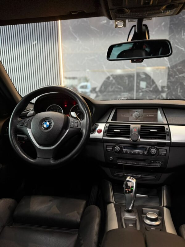 WhatsApp Image 2026-09-11 at 2.35.34 PM BMW 320i