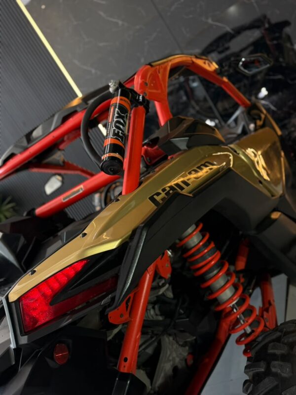 CAN-AM MAVERICK X3 RC