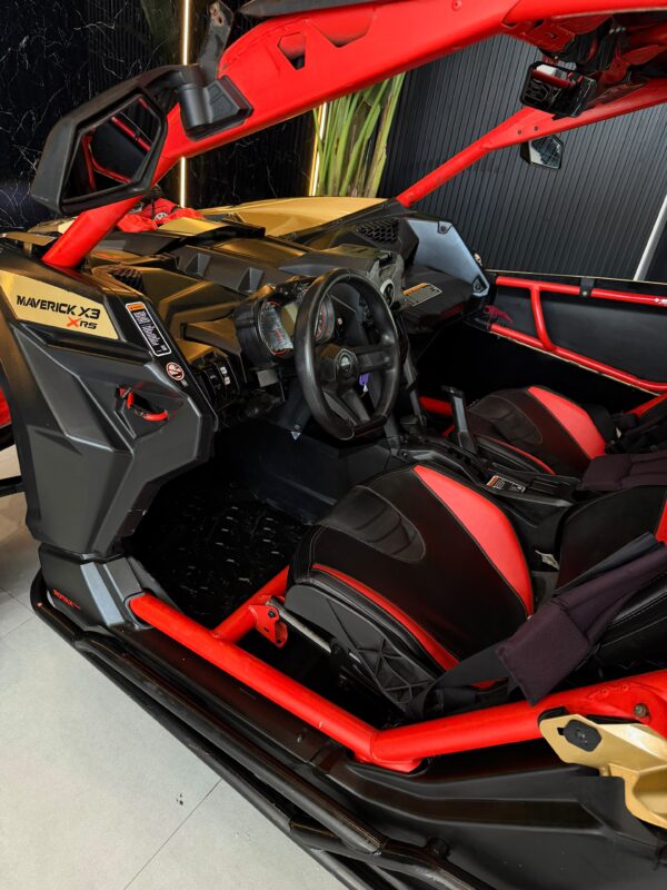 CAN-AM MAVERICK X3 RC