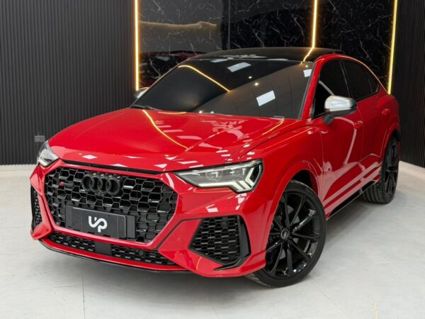 1 AUDI RS Q3 SPORTBACK