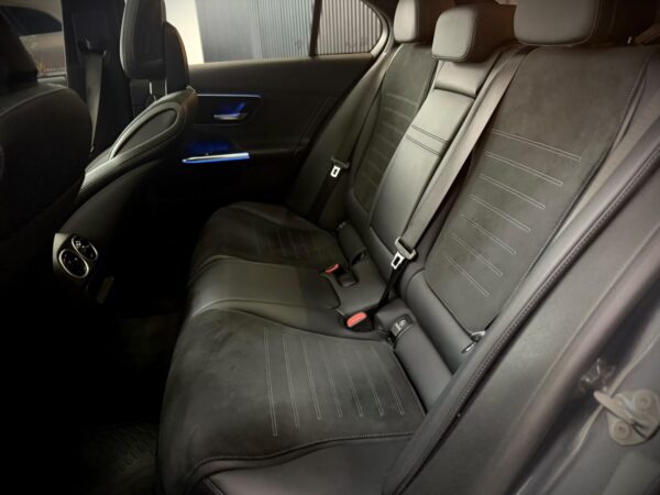 15 MERCEDES-BENZ C 300 MHEV