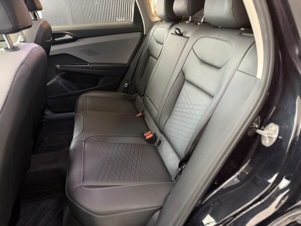 WhatsApp Image 2026-07-17 at 15.54.26 (1) VOLKSWAGEN TAOS COMFORTLINE 250 TSI AT