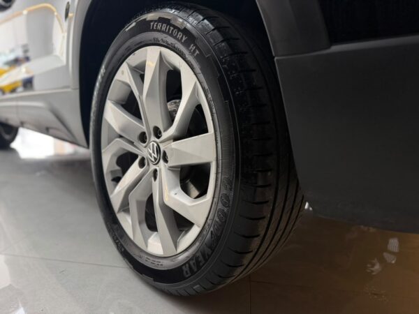 WhatsApp Image 2026-07-17 at 15.54.27 VOLKSWAGEN TAOS COMFORTLINE 250 TSI AT
