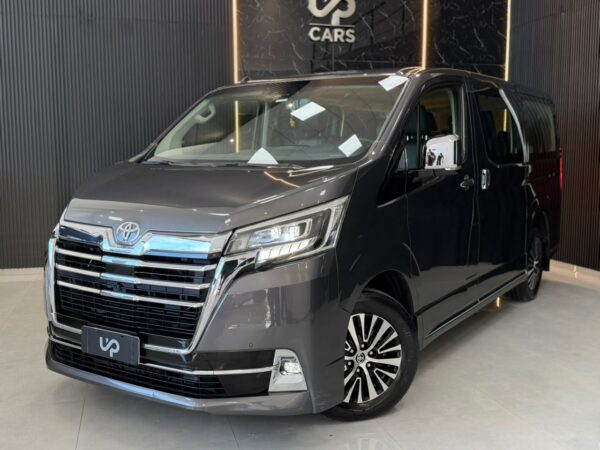 WhatsApp Image 2026-08-19 at 4.46.21 PM (2) TOYOTA HIACE WAGON 2.8 TDI 6AT 10A