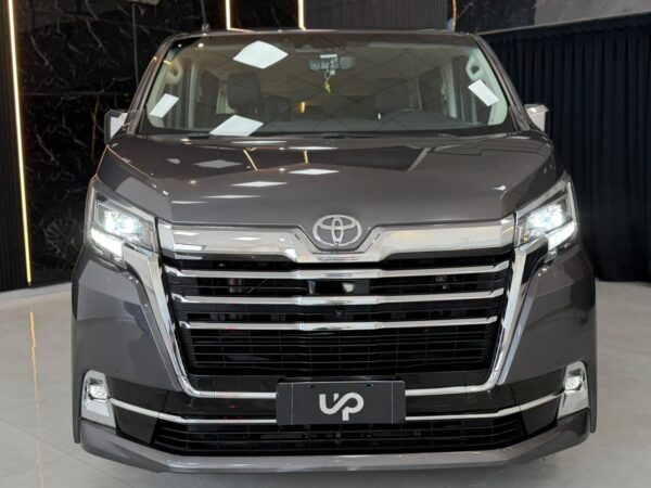 WhatsApp Image 2026-08-19 at 4.46.24 PM (1) TOYOTA HIACE WAGON 2.8 TDI 6AT 10A