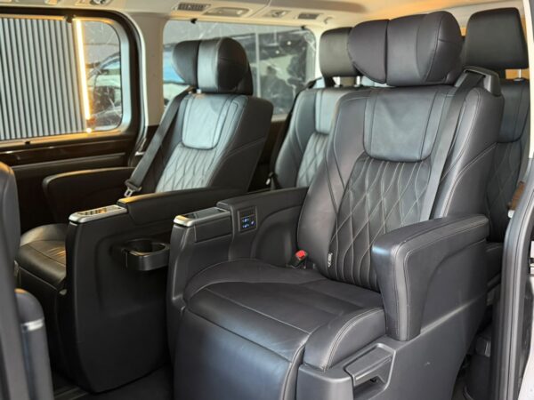 WhatsApp Image 2026-08-19 at 4.46.26 PM (1) TOYOTA HIACE WAGON 2.8 TDI 6AT 10A
