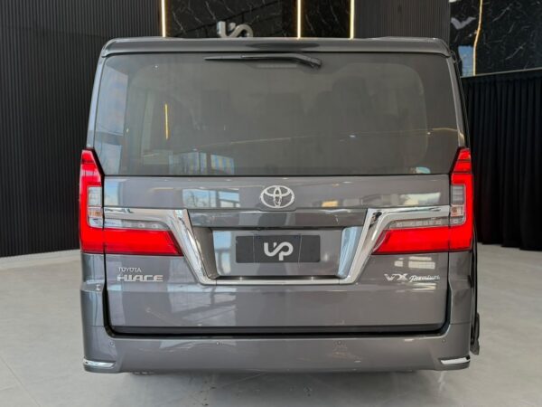 WhatsApp Image 2026-08-19 at 4.46.26 PM (2) TOYOTA HIACE WAGON 2.8 TDI 6AT 10A