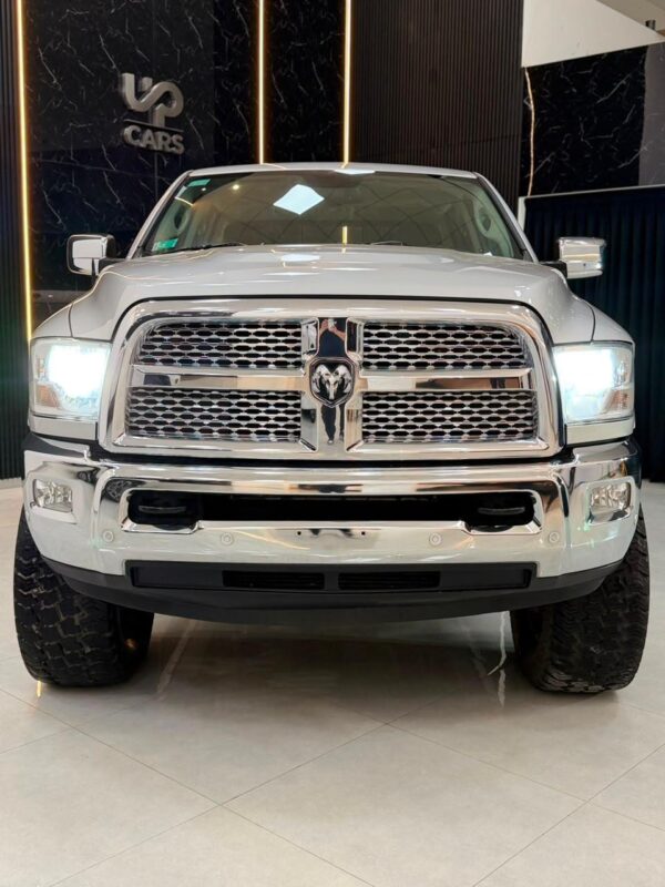 RAM 2500 6.7L LARAMIE 4X4