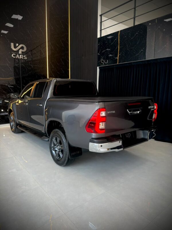 WhatsApp Image 2026-08-20 at 1.13.22 PM TOYOTA HILUX 4X2 DC SRV 2.8 TDI 6 AT