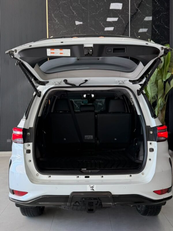 WhatsApp Image 2026-09-11 at 2.32.13 PM (1) TOYOTA SW4 4X4 SRX 2.8 TDI 6 AT 7A HAR