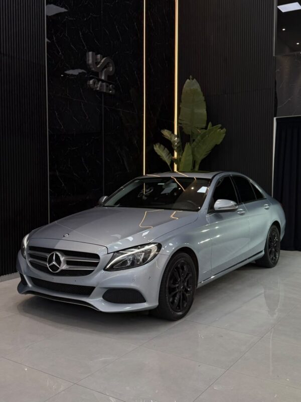 WhatsApp Image 2026-09-12 at 12.34.18 PM (3) MERCEDES-BENZ C 250