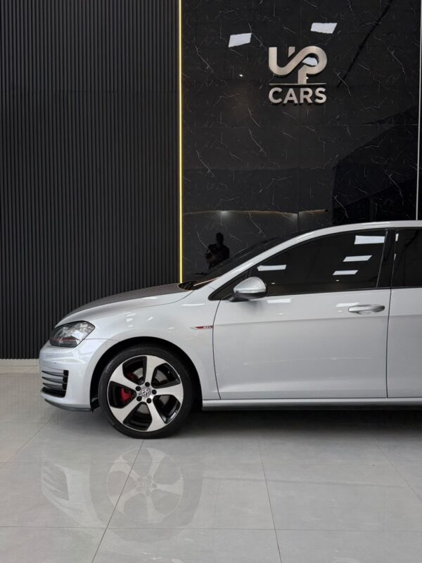 VOLKSWAGEN GOLF GTI 2.0L