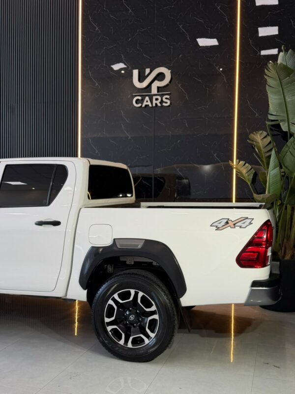 WhatsApp Image 2026-09-21 at 12.29.15 PM TOYOTA HILUX 4X4 D/C DX 2.4 TDI 6 M/T
