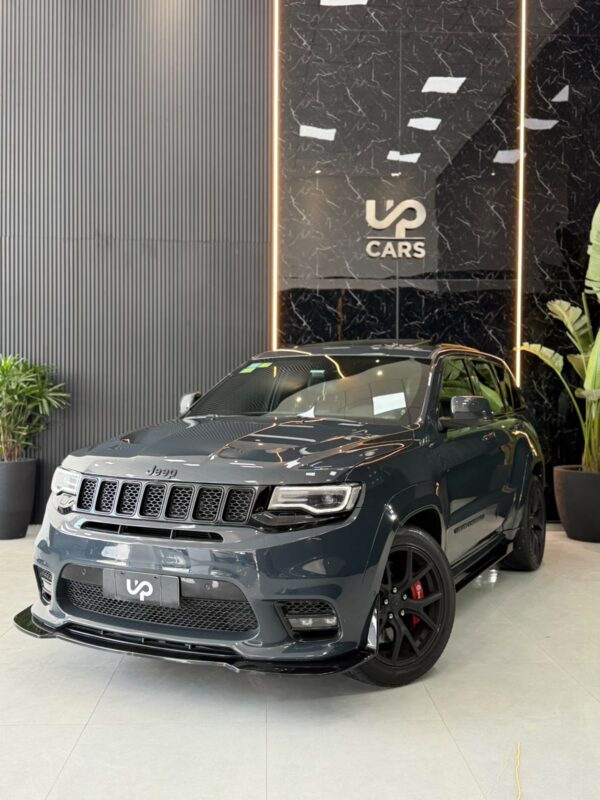 WhatsApp Image 2026-10-02 at 1.04.34 PM (1) JEEP GRAND CHEROKEE SRT-8