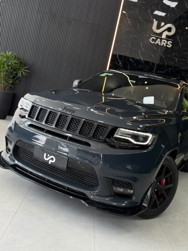 WhatsApp Image 2026-10-02 at 1.04.34 PM (2) JEEP GRAND CHEROKEE SRT-8
