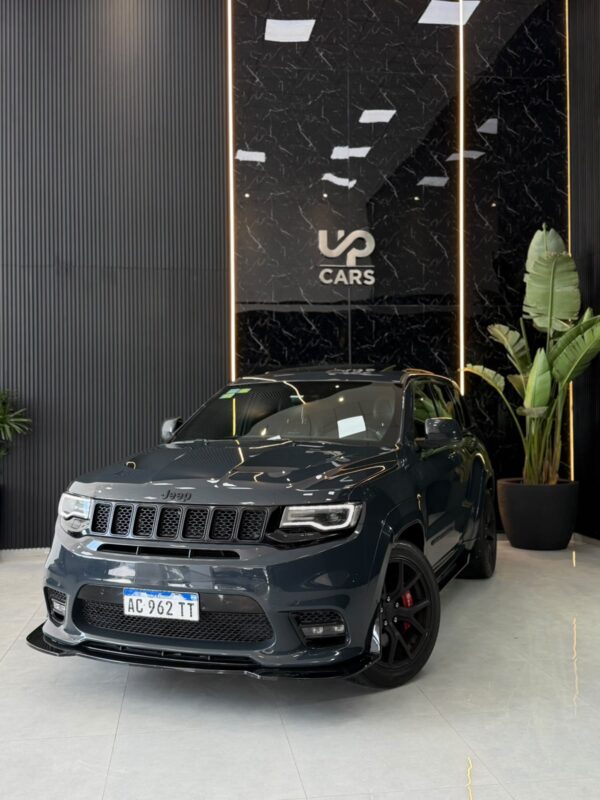 WhatsApp Image 2026-10-02 at 1.04.34 PM JEEP GRAND CHEROKEE SRT-8