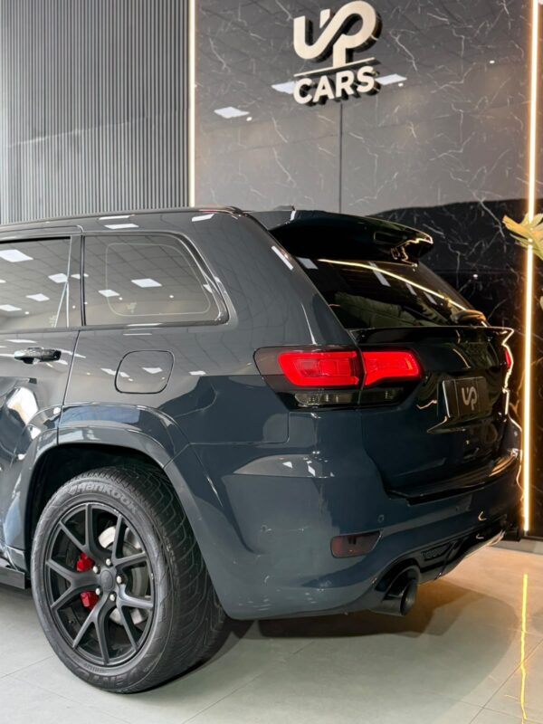 WhatsApp Image 2026-10-02 at 1.04.36 PM JEEP GRAND CHEROKEE SRT-8