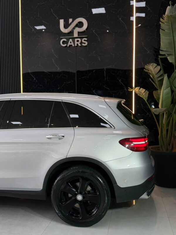 MERCEDES-BENZ GLC 300 4MATIC