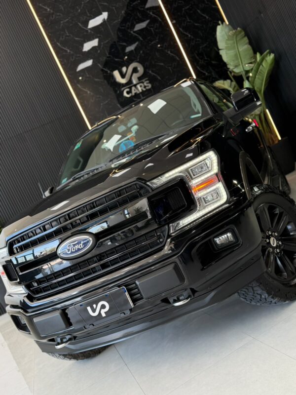 WhatsApp Image 2026-10-02 at 1.16.30 PM (2) FORD F-150 LARIAT LUXURY 5.0L V8 4X4 AT