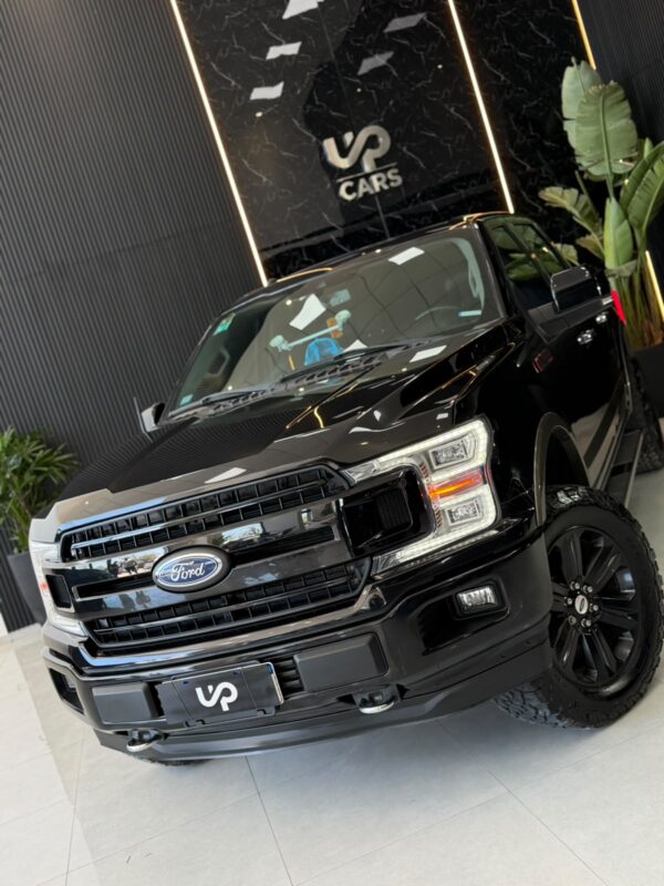 WhatsApp Image 2026-10-02 at 1.16.31 PM FORD F-150 LARIAT LUXURY 5.0L V8 4X4 AT