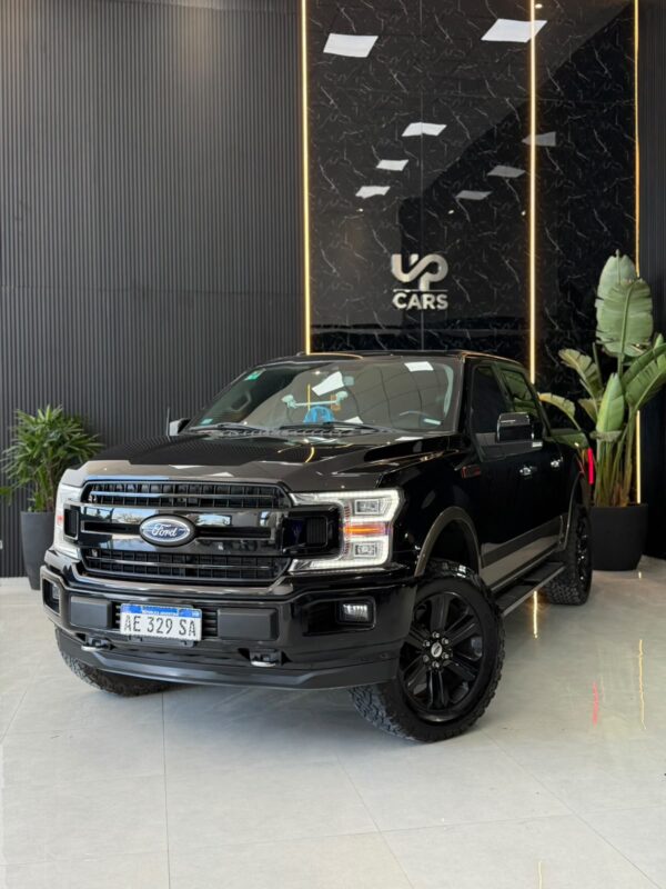 WhatsApp Image 2026-10-02 at 1.16.33 PM (2) FORD F-150 LARIAT LUXURY 5.0L V8 4X4 AT