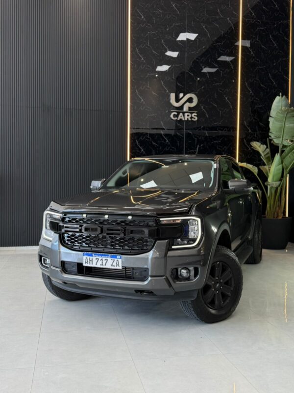 WhatsApp Image 2026-10-02 at 1.21.26 PM (3) FORD RANGER DC XLT 2.0L BIT 4X4 10AT D