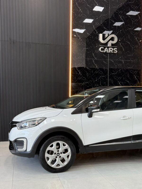 WhatsApp Image 2026-10-02 at 12.59.48 PM (3) RENAULT CAPTUR ZEN 2.0