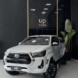 TOYOTA HILUX 4X4 DC SRX 2.8 TDI 6 AT