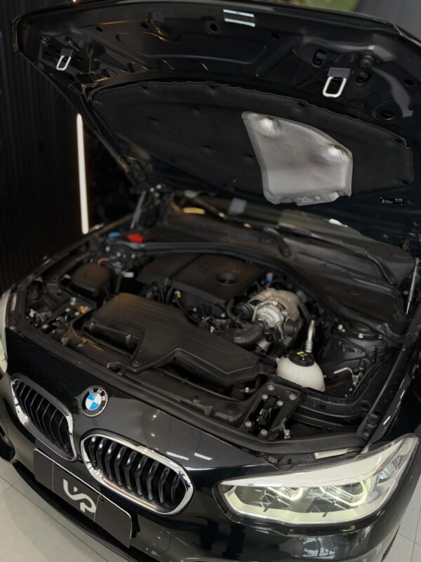 WhatsApp Image 2026-10-08 at 7.53.50 AM (1) BMW 120I SPORT