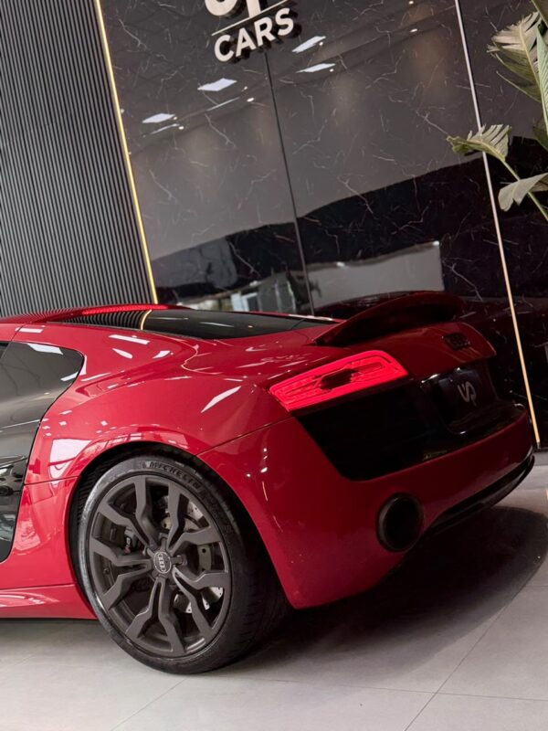 WhatsApp Image 2026-10-08 at 8.03.19 AM (3) AUDI R8 5.2 FSI QUATTRO