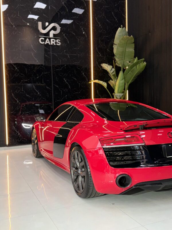 WhatsApp Image 2026-10-08 at 8.03.55 AM (4) AUDI R8 5.2 FSI QUATTRO