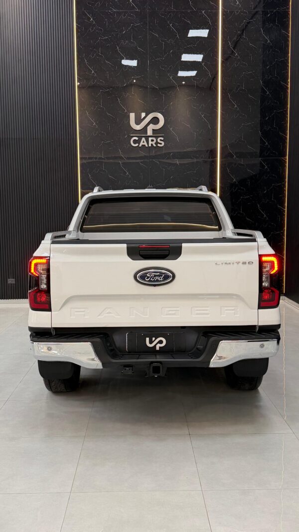 WhatsApp Image 2026-10-08 at 8.07.23 AM (1) FORD RANGER DC LTD+ 3.0L V6 4X4 10AT D